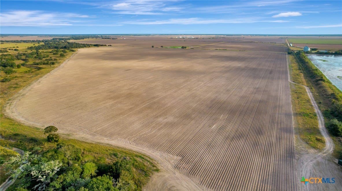 1,275.23 acres in Jackson County - photo 38