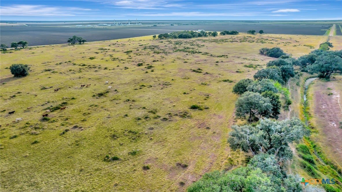 1,275.23 acres in Jackson County - photo 8