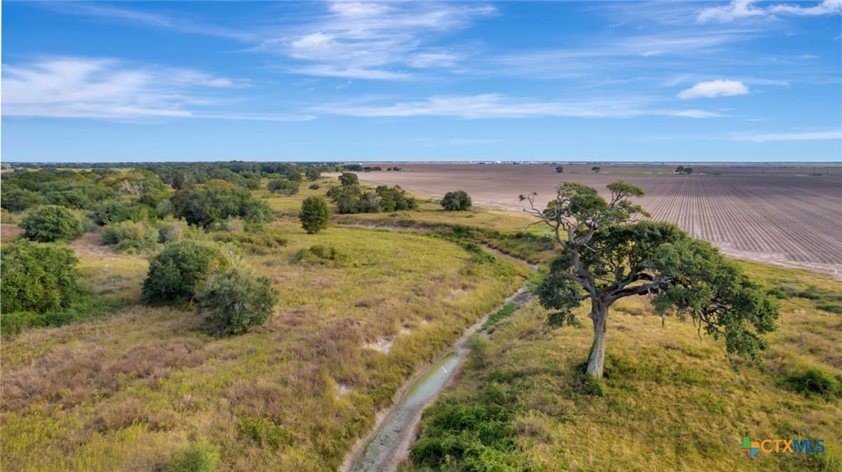 1,275.23 acres in Jackson County - photo 18