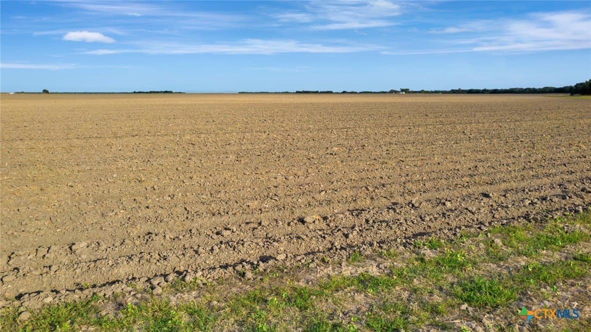 1,275.23 acres in Jackson County - photo 4