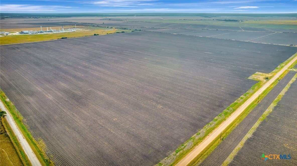1,275.23 acres in Jackson County - photo 27