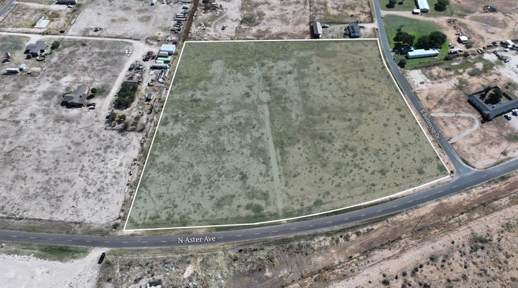 9.58 acres in Ector County - photo 3