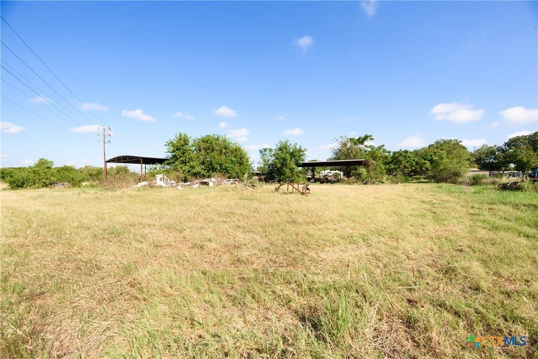 23.18 acres in Guadalupe County - photo 11