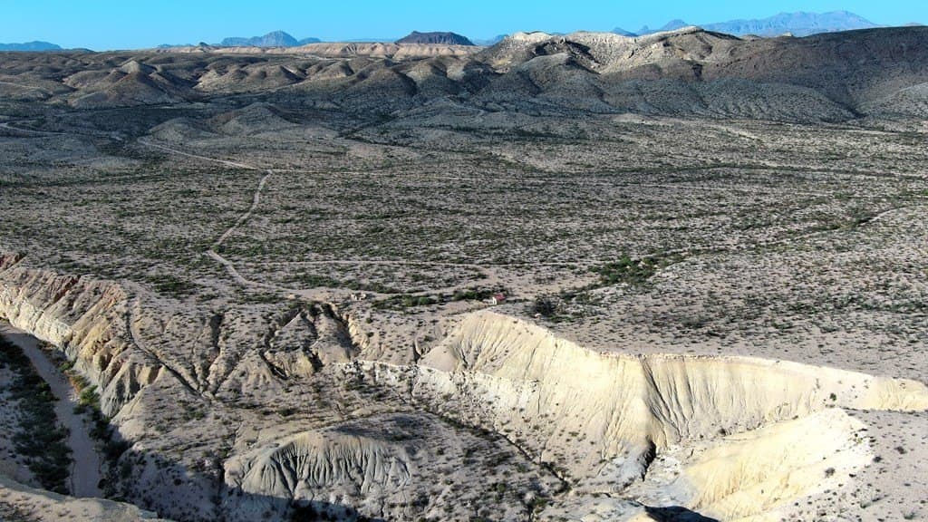 5.47 acres in Brewster County - photo 8