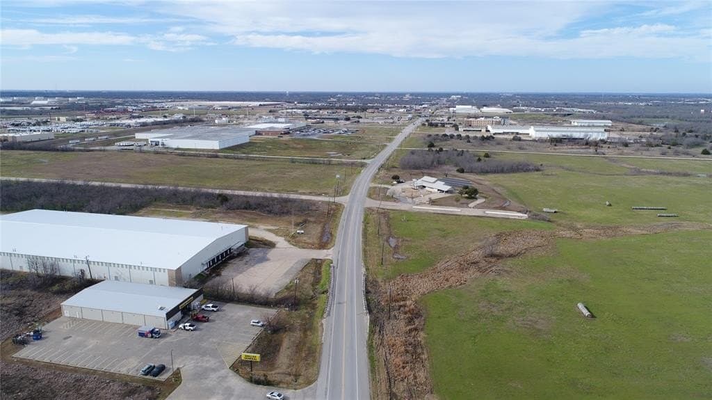 1 acres in Navarro County - photo 8