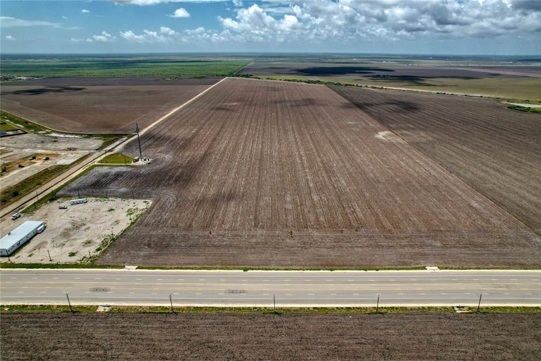 109 acres in Nueces County - photo 5