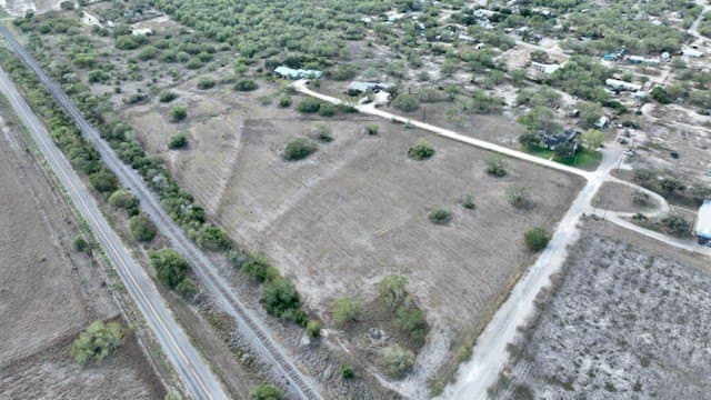 10.13 acres in San Patricio County - photo 2