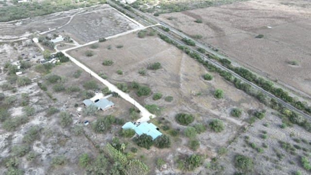 10.13 acres in San Patricio County - photo 6
