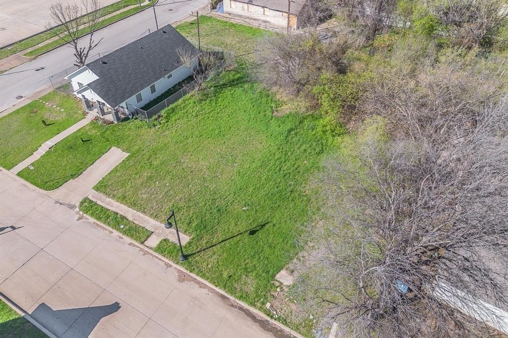 0.1 acres in Tarrant County - photo 21
