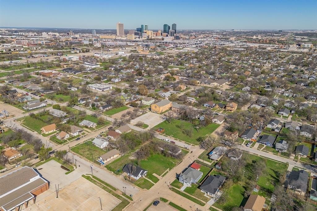 0.1 acres in Tarrant County - photo 12