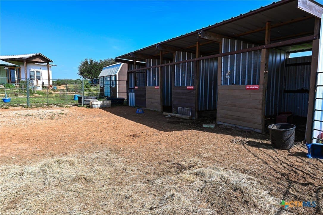 10 acres in Atascosa County - photo 8