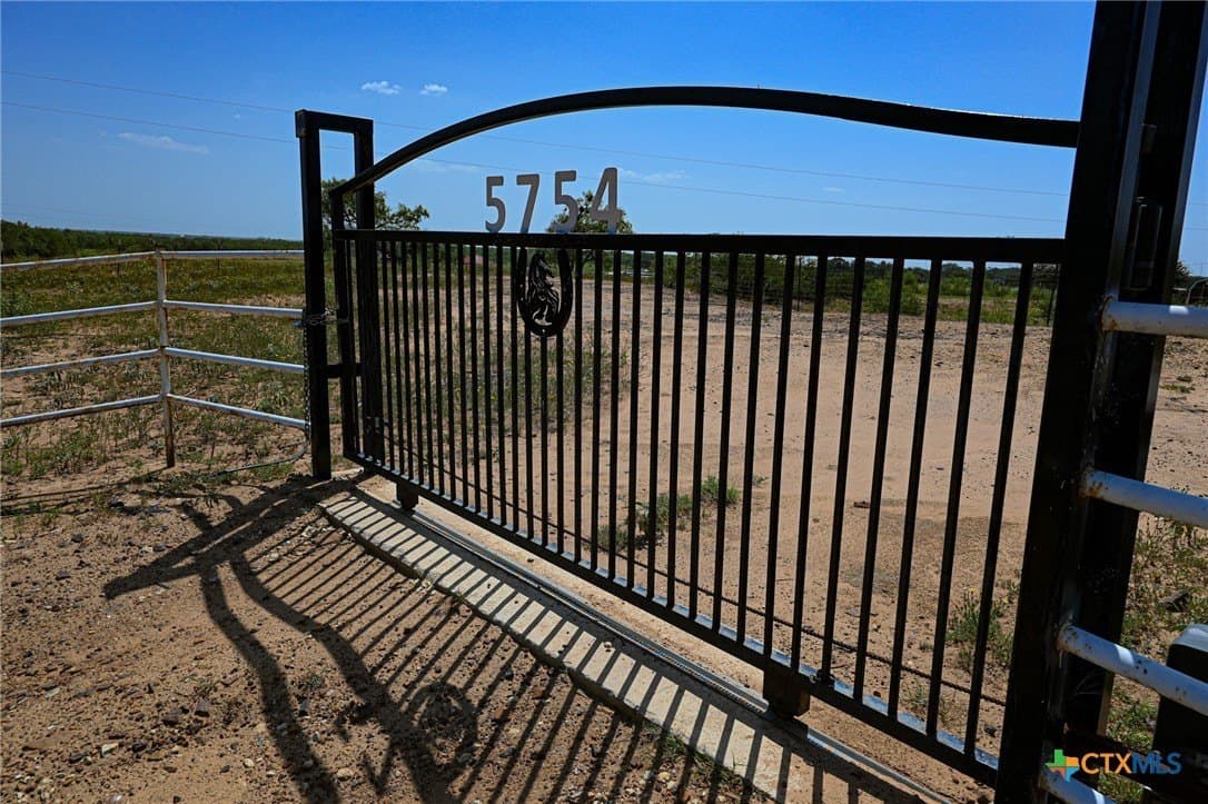 10 acres in Atascosa County - photo 5
