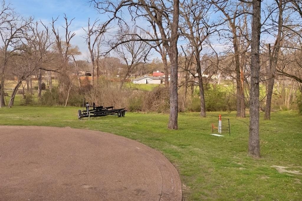 0.51 acres in Henderson County - photo 6