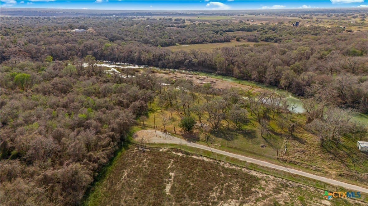 2.01 acres in DeWitt County - photo 13