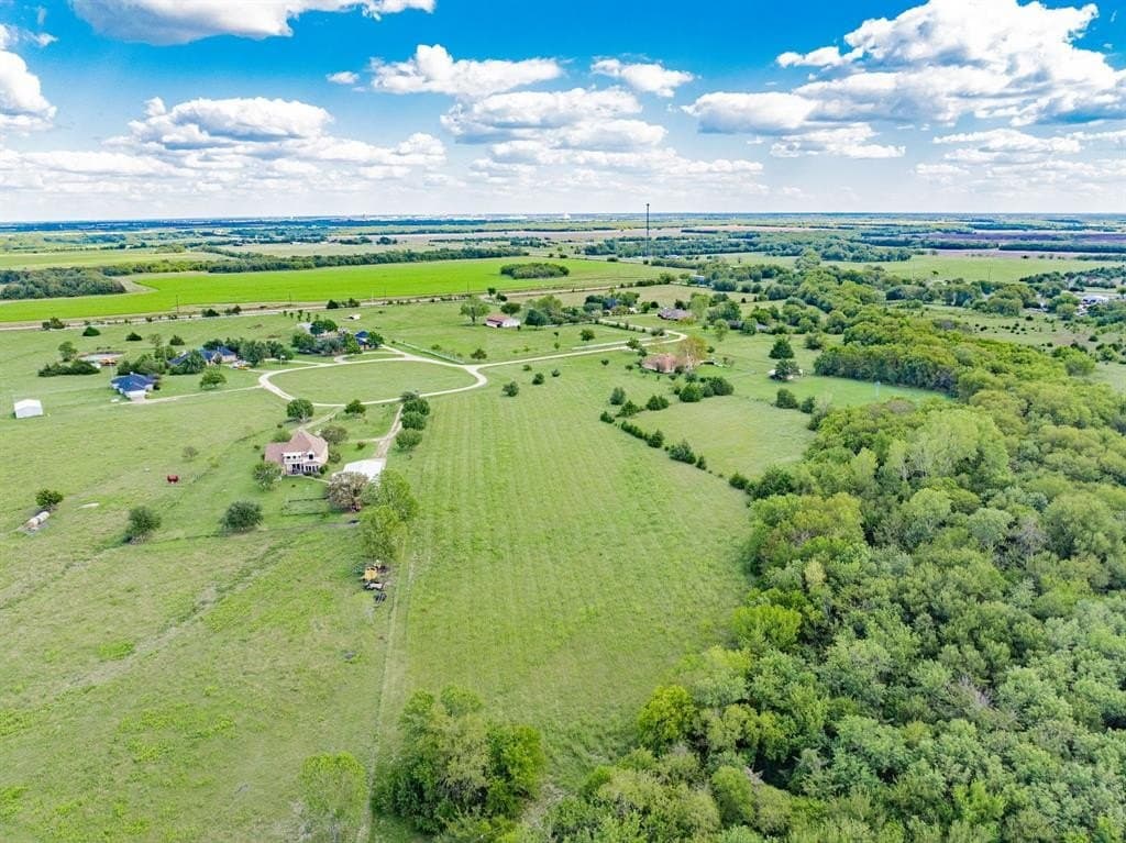 5.06 acres in Hunt County - photo 7