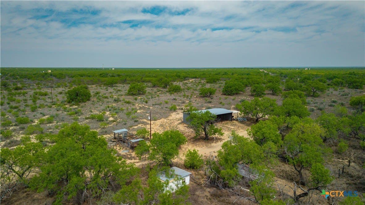 1,222 acres in Dimmit County - photo 35