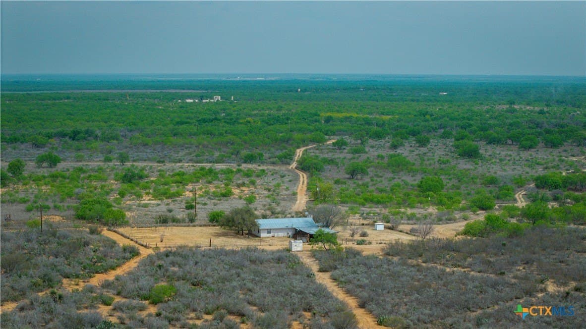 1,222 acres in Dimmit County - photo 36