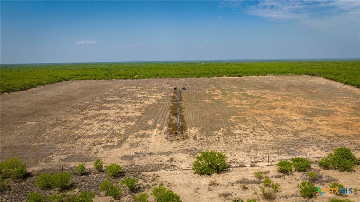 1,222 acres in Dimmit County - photo 20