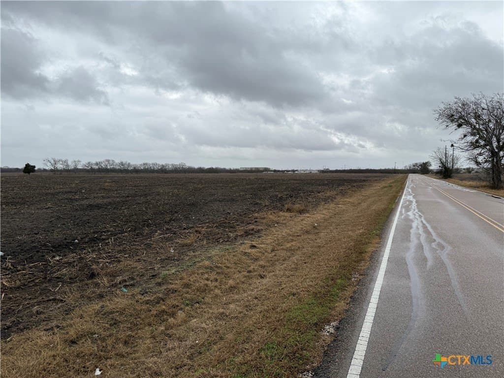 53.48 acres in Victoria County - photo 5