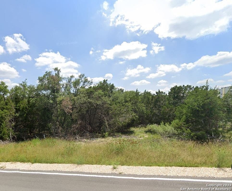 1.51 acres in Comal County - photo 2