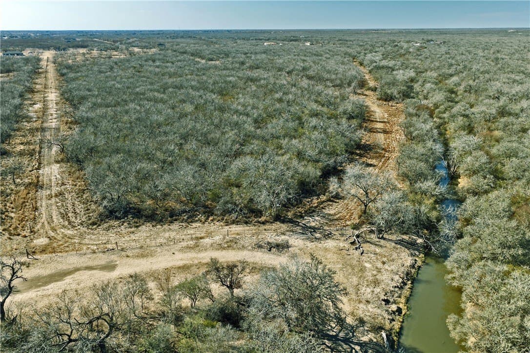 23.18 acres in Jim Wells County - photo 9