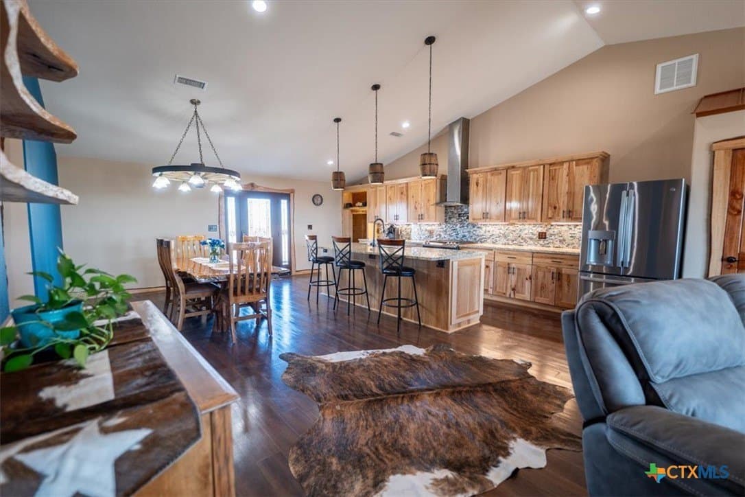 20.02 acres in Lampasas County - photo 3