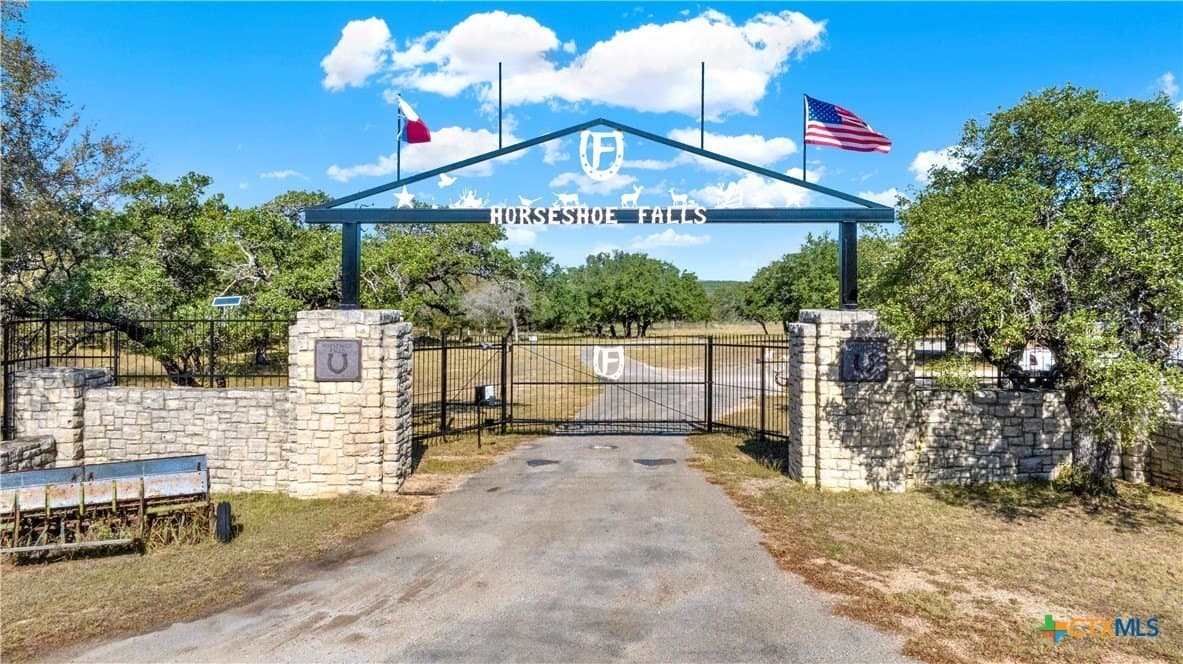 378 acres in Lampasas County - photo 3