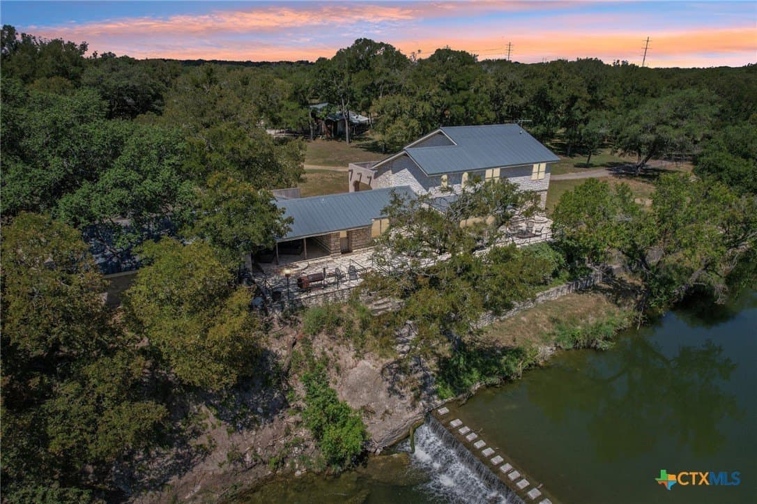 378 acres in Lampasas County - photo 2