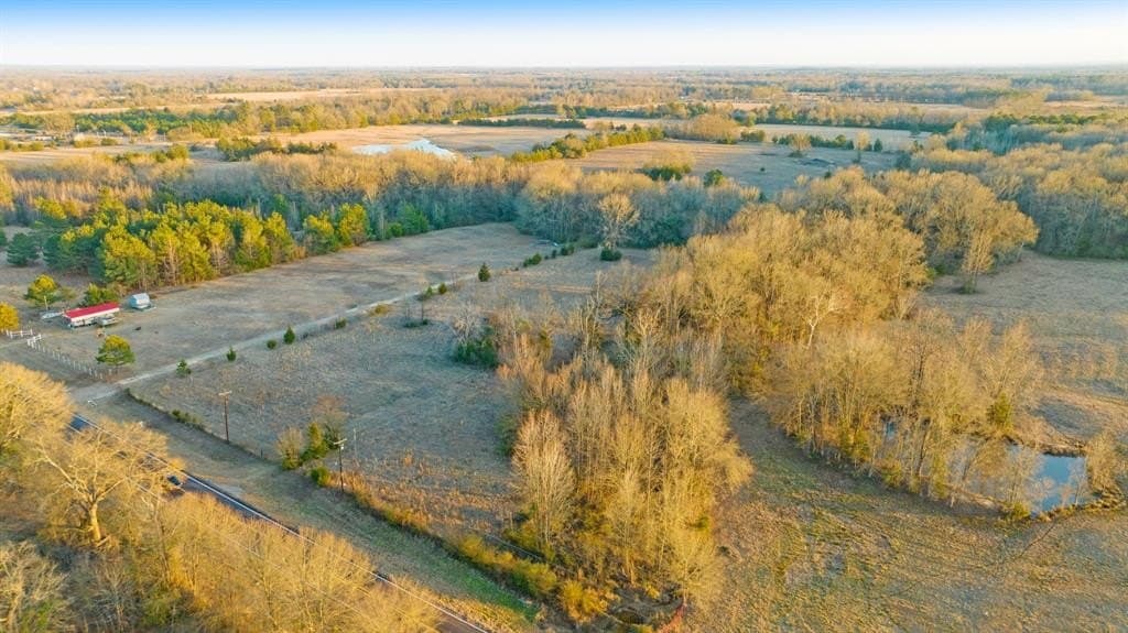 4.98 acres in Red River County - photo 3