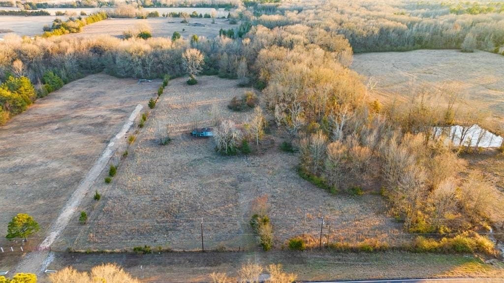 4.98 acres in Red River County - photo 2