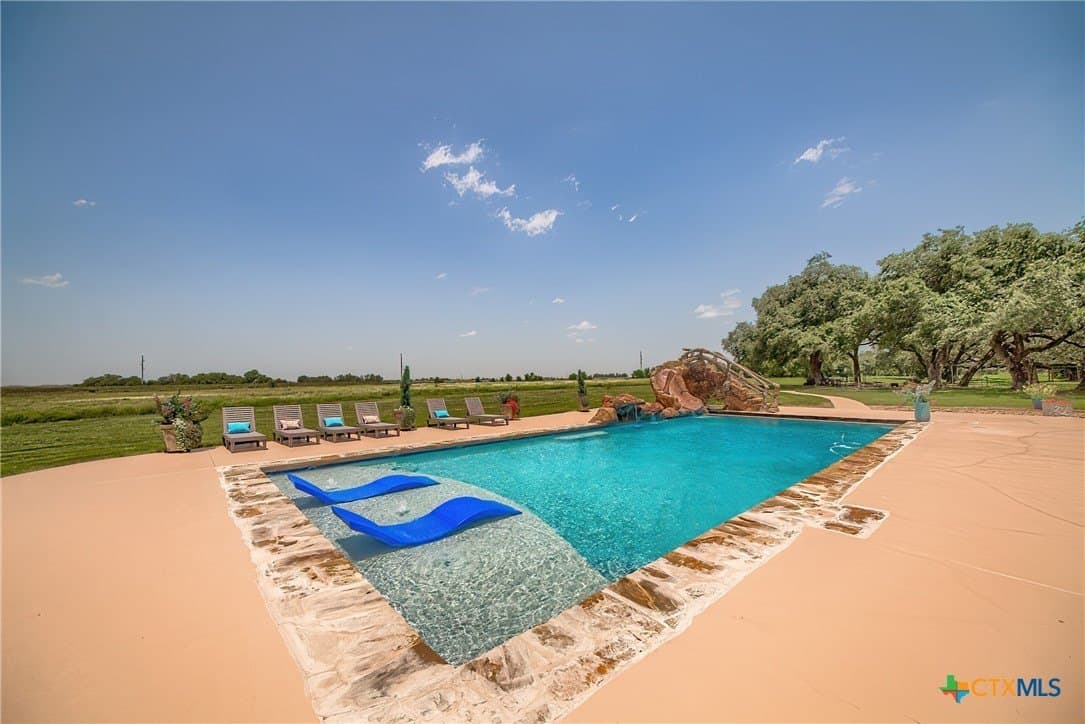 21 acres in Guadalupe County - photo 41