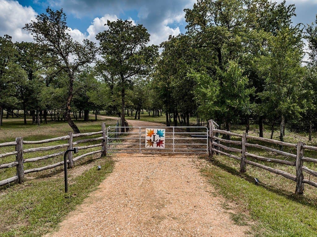 12.52 acres in Fayette County - photo 2