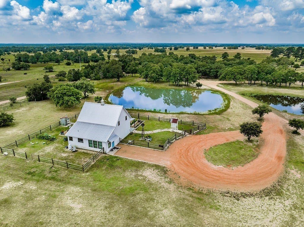12.52 acres in Fayette County - photo 4