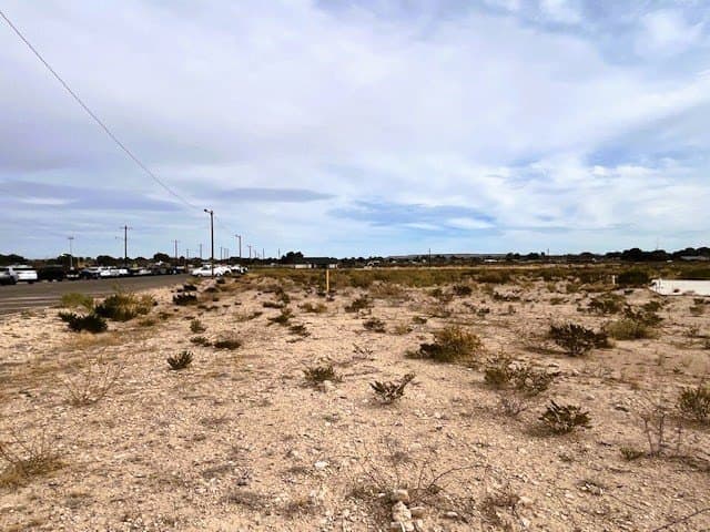 0.6 acres in Pecos County - photo 8