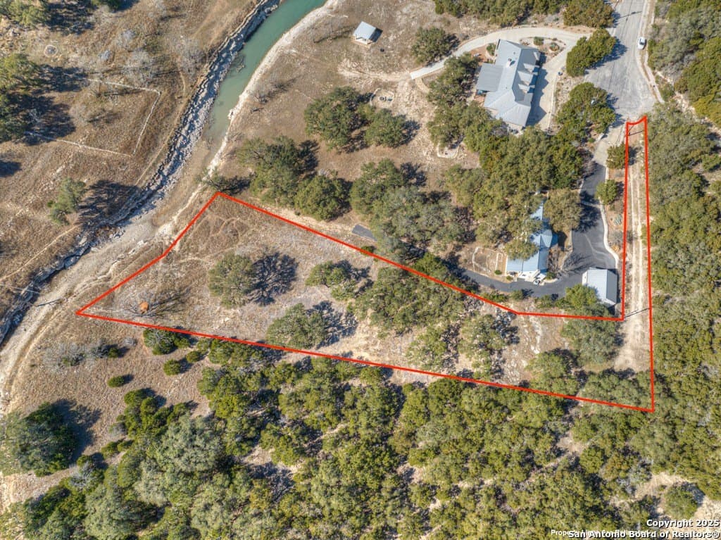 1.26 acres in Comal County - photo 5