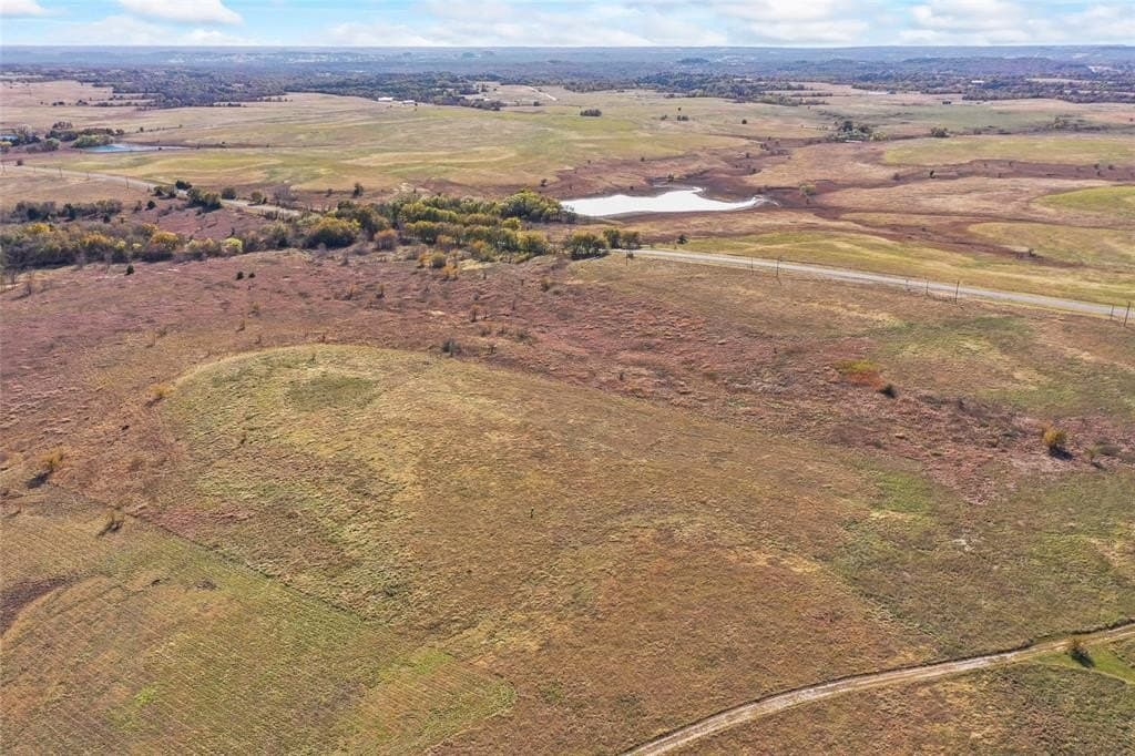 10.04 acres in Montague County - photo 7