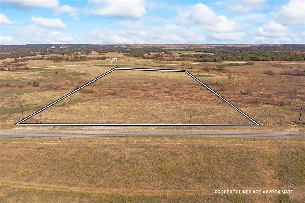10.04 acres in Montague County - photo 11