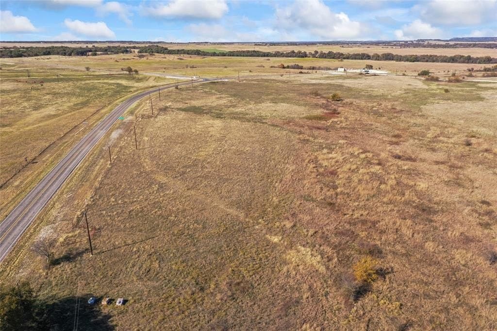 10.04 acres in Montague County - photo 13