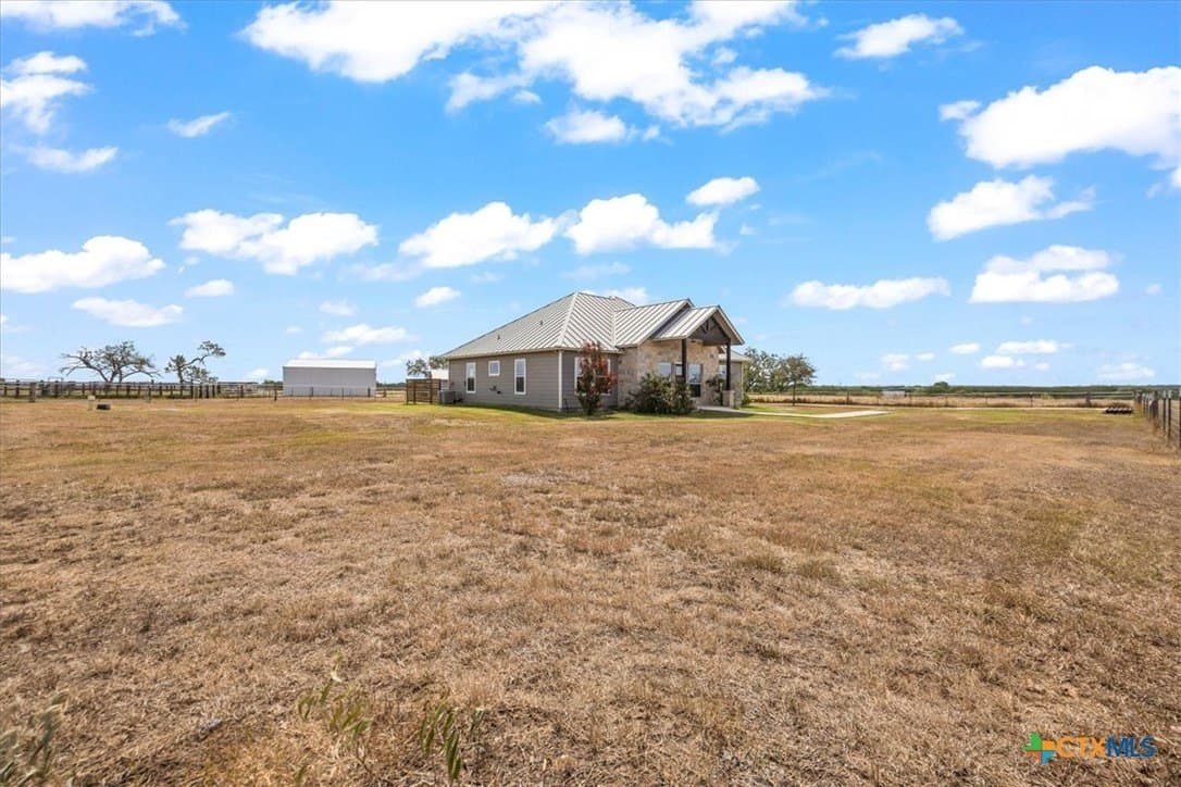 16 acres in Gonzales County - photo 39