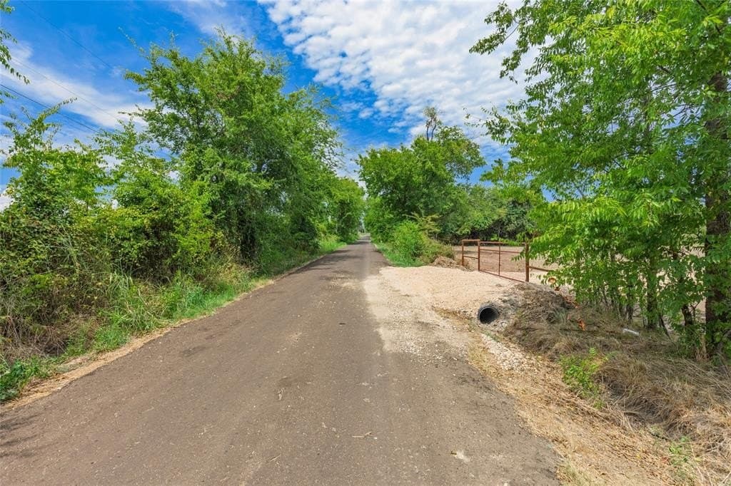1.5 acres in Hopkins County - photo 2