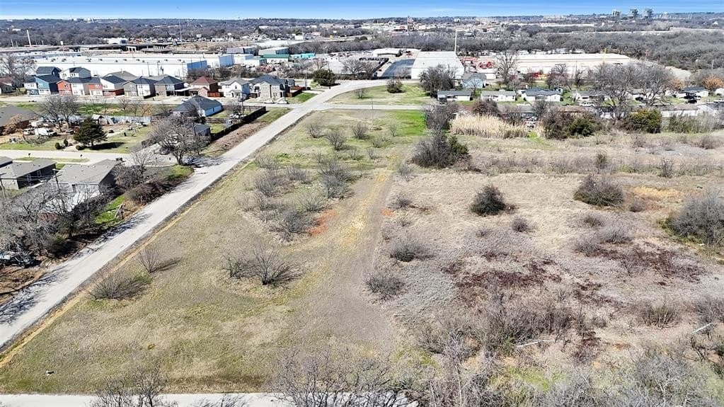 0.17 acres in Tarrant County - photo 5
