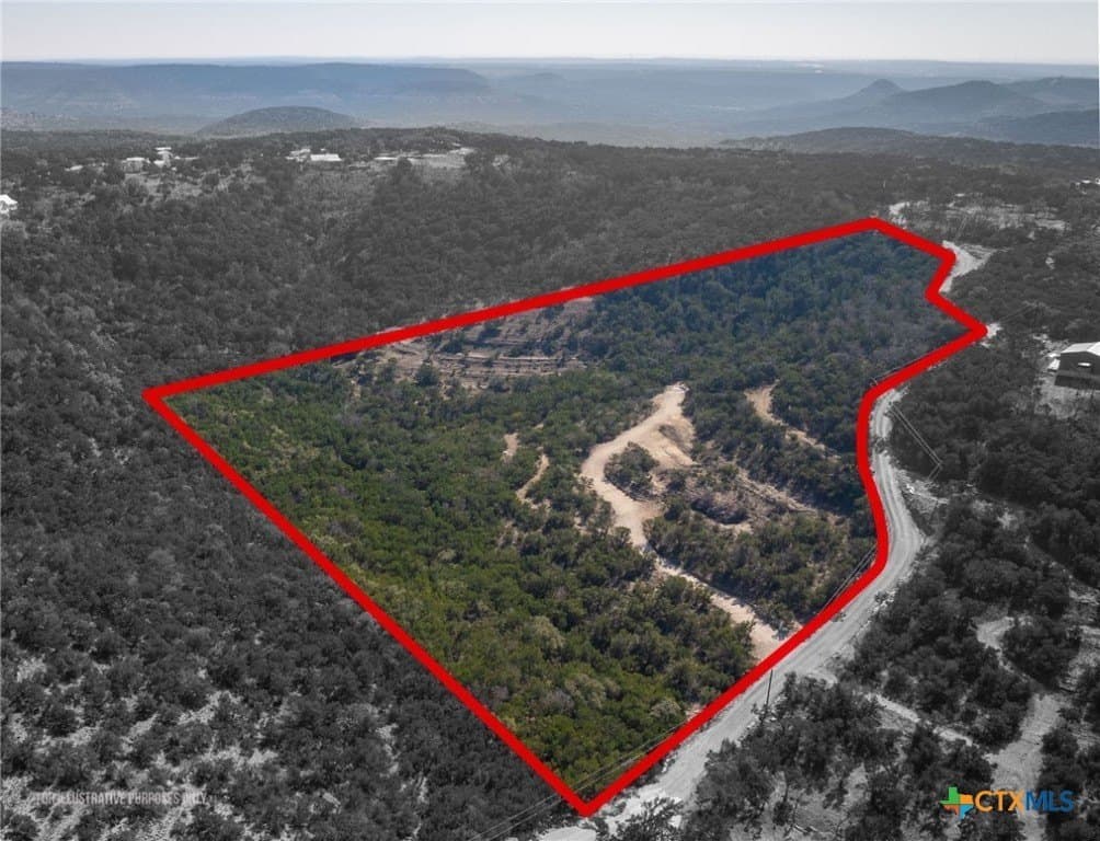 11.55 acres in Comal County - photo 2