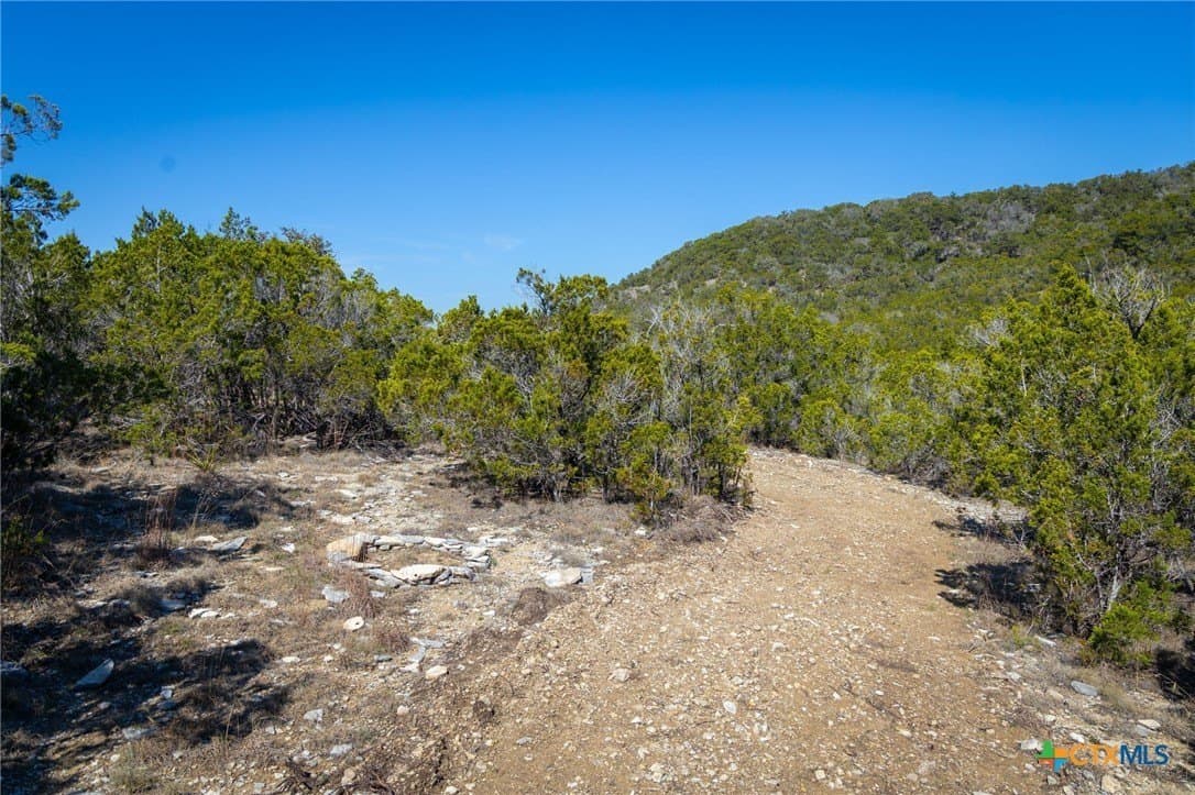 11.55 acres in Comal County - photo 4