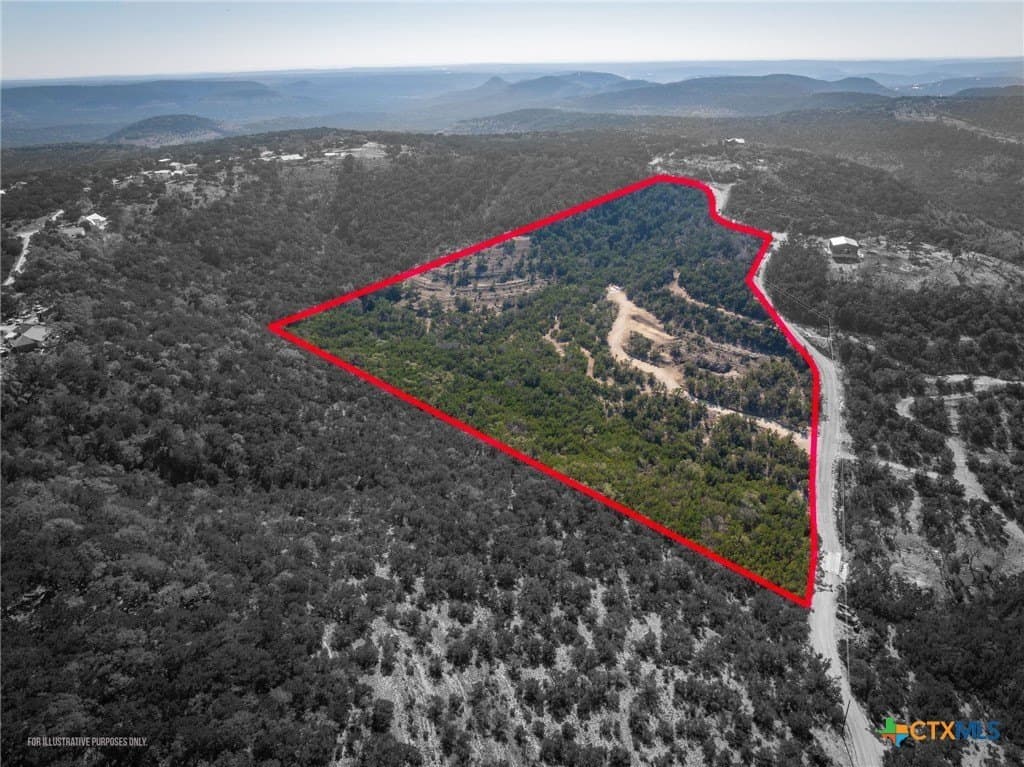 11.55 acres in Comal County - photo 3