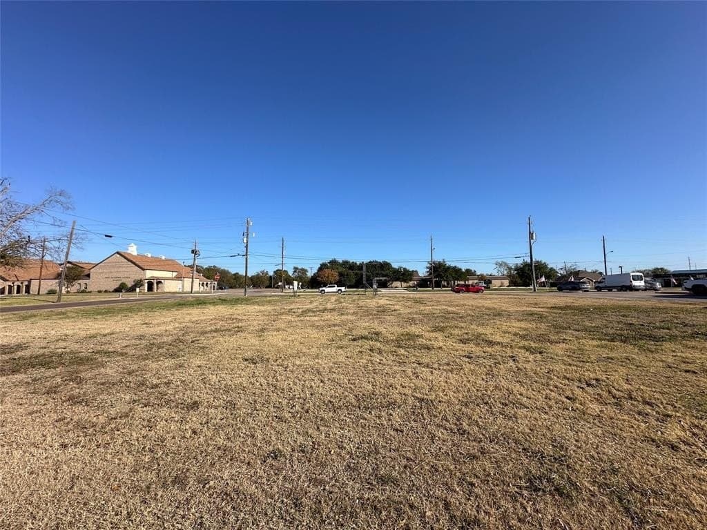 0.43 acres in Kaufman County - photo 17