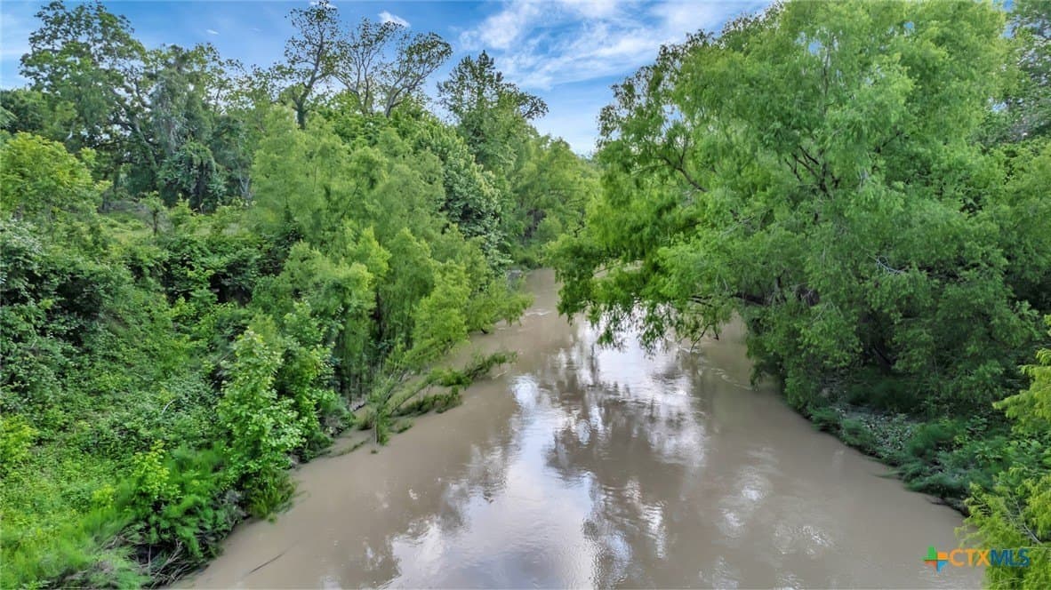 87.56 acres in Victoria County - photo 4
