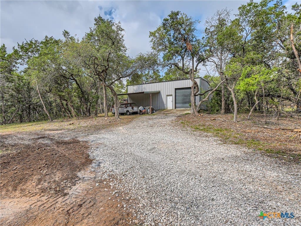 2.5 acres in Hays County - photo 10
