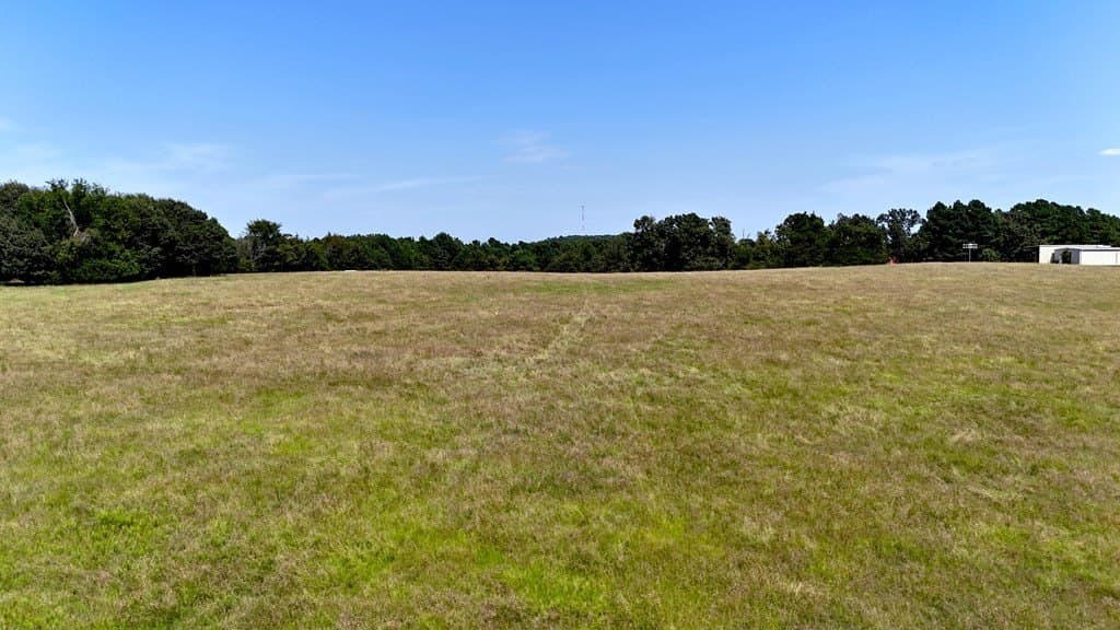 30.44 acres in Henderson County - photo 34