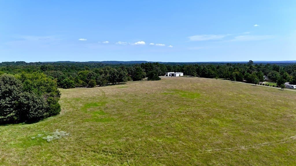 30.44 acres in Henderson County - photo 33