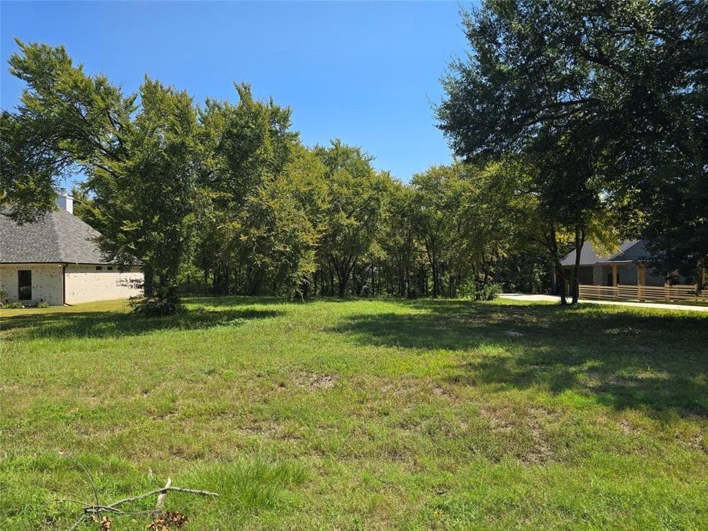 0.76 acres in Kaufman County - photo 2